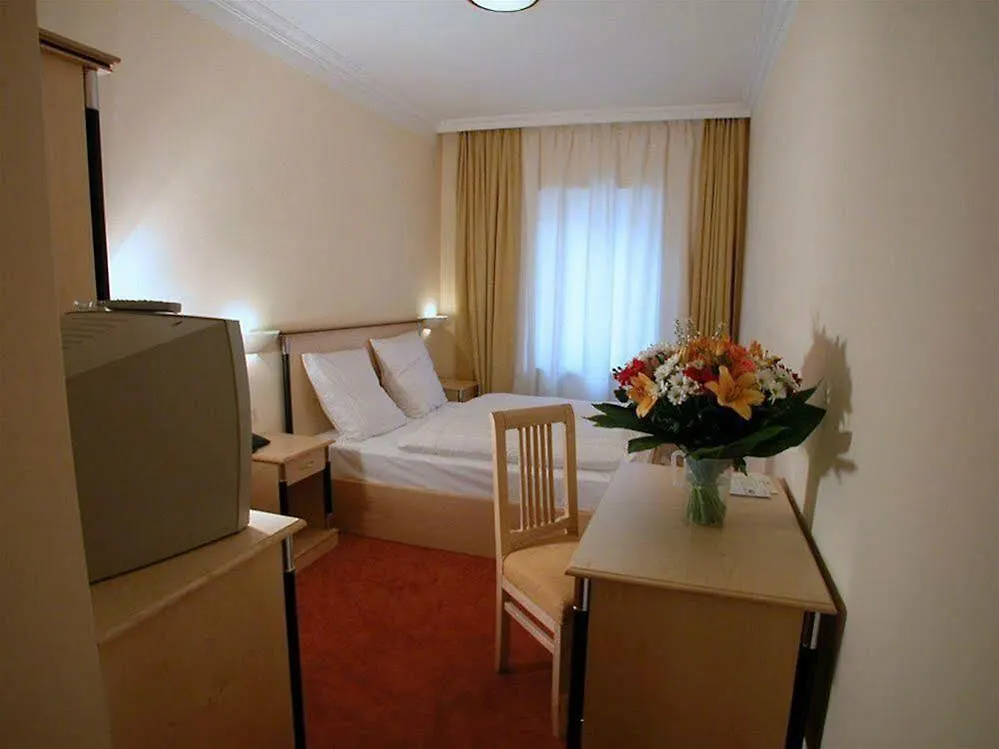 Hotel Atlas München 4*,  Deutschland